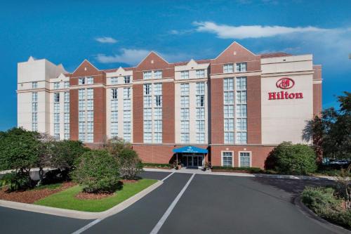 Gainesville Hotel | Pet-Friendly Hilton University of Florida Conference Center