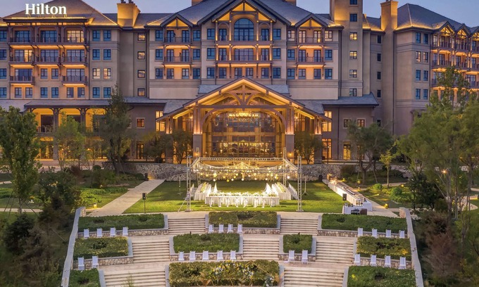 Langfang Hotel | Premier Stay at Hilton Wen'an: 4-Star Excellence Awaits