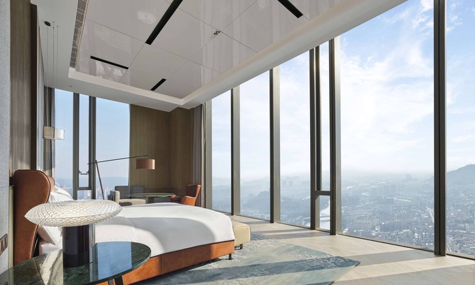 Zhuji Hotel | Top-Rated Hilton Zhuji with Pool and Family-Friendly Amenities