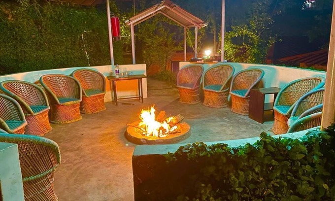 Narainkoti Hotel | Cozy Himalayan Comforts with Breakfast & Family-Friendly Vibes
