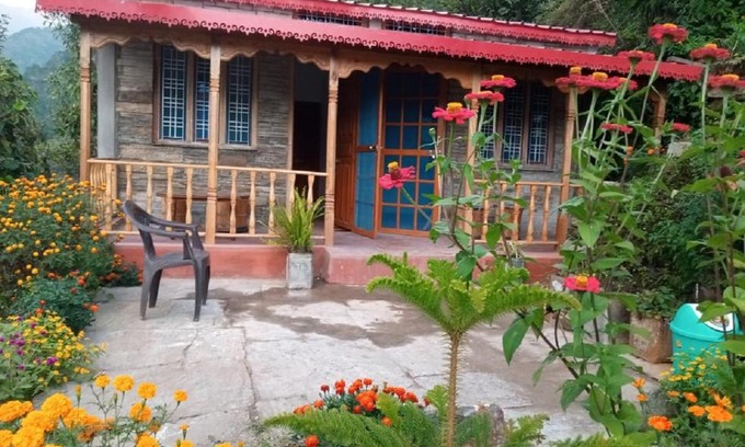 Dugalbitta House | Discover Himalayan Hills Village Retreat in Ukhimath