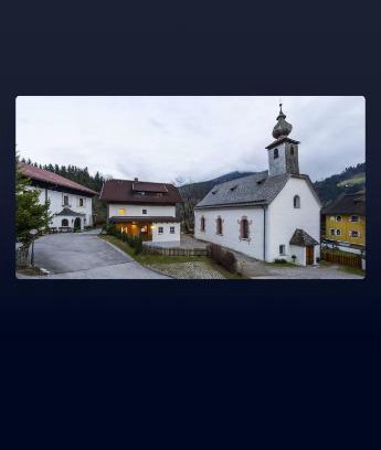 Pichl-Preunegg Apartment | Experience Blissful Retreats in Pichl with Hot Tub Access