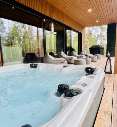 Jamsa House | Pet-Friendly Villa Aurinkorinne Himos with Hot Tub & High Rating