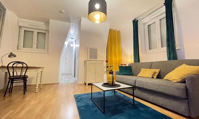 Hincmar Apartment | Family-Friendly Retreat at Hincmar de YourHostHelper