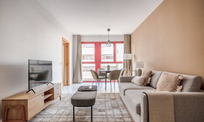 Diagonal Mar i el Front Maritim del Poblenou Apartment | Modern Diagonal Mar 2BR near the Beach, by Blueground