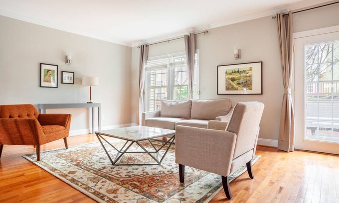 Fairfax House | Stylish Fairfax 3BR Retreat with Backyard & Nearby Park