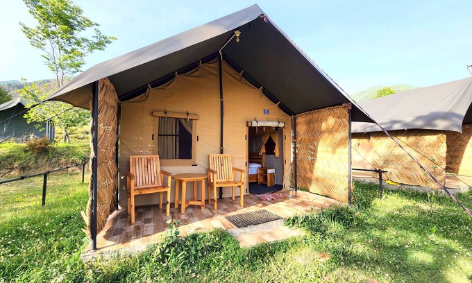 Gunehr RV Rental | Discover Hipostel Bir - A Cozy Stay with Café Delights