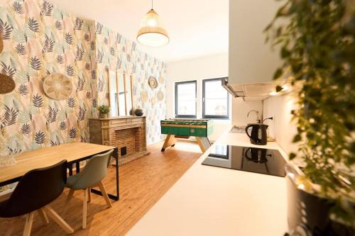 Mons Apartment | Trendy Hippie Chic Retreat - 4-Star Family-Friendly Escape