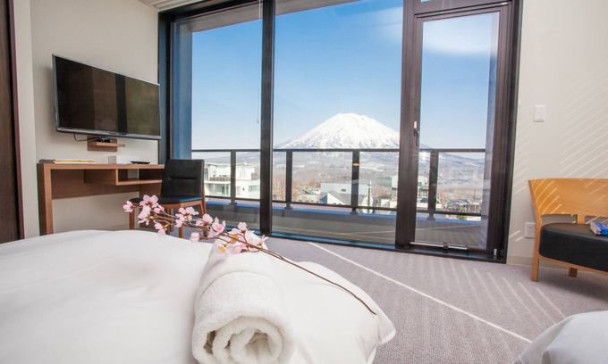 Hirafu Hotel | Experience Ultimate Comfort at Hirafu 188 - 4 Star Stay
