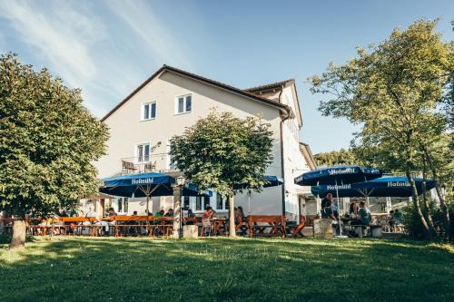 Eichstaett Hotel | Hirschenwirt: Pet-Friendly Hotel with Exceptional Reviews