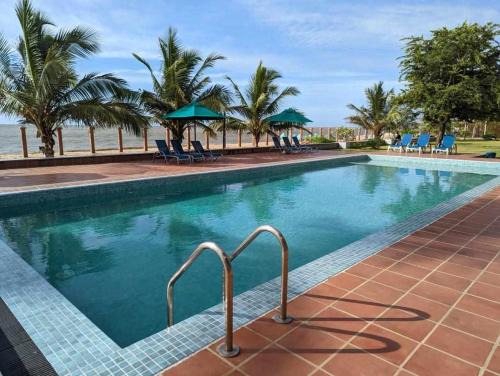 Kudawa Hotel | Experience Hiru Beach Resort: Pet Friendly & Oceanfront Bliss