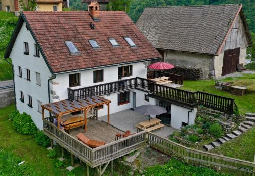 Tolmin House | Pet-Friendly Hisa Brdo Guesthouse with Hot Tub & Breakfast