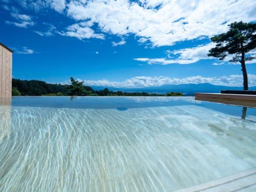 Komoro Hotel | Relaxing Hishino Onsen Tokiwakan with Hot Tub & Dining