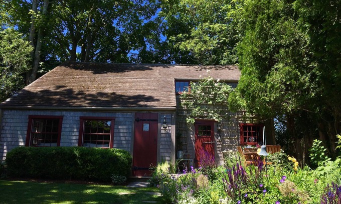 Nantucket Town Cottage | Historic 2-Bedroom Cottage with Ocean Views in Nantucket