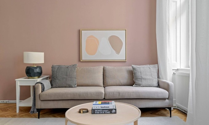 Roßau Apartment | Historic Alsergrund 2BR Near Donaukanal with Great Amenities