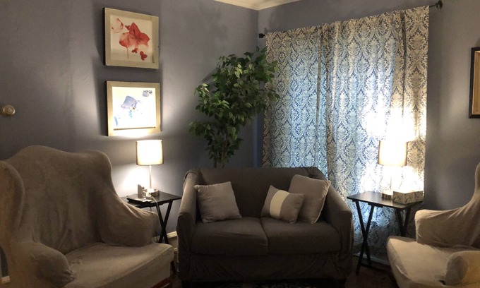Elmira Heights House | Historic Apartment in Elmira Heights - 10/10 Rated Stay