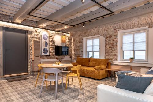Old Town Apartment | Discover Historic Bliss in Vilnius Old Town with Hot Tub