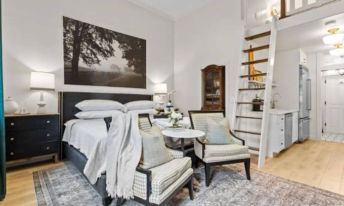 Riverton House | Historic Carriage House: Pet-Friendly with Great Amenities