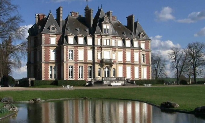 Ocquerre House | Historic Castle Retreat Near Paris with Pool and Ocean View