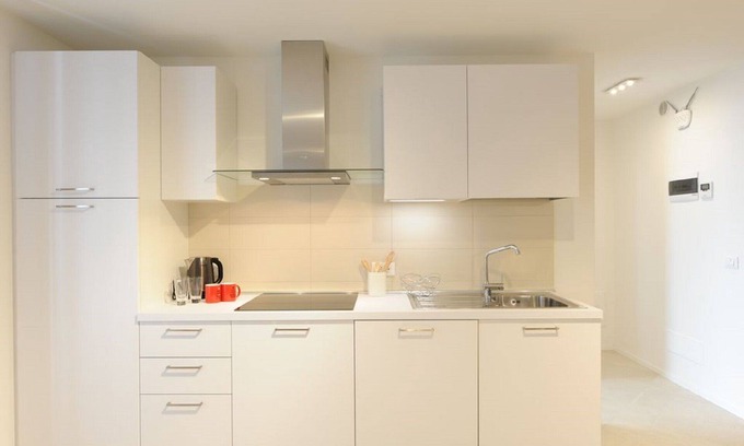 Limone sul Garda House | Historic Center Lemon Holiday: Cozy 1-Room Getaway