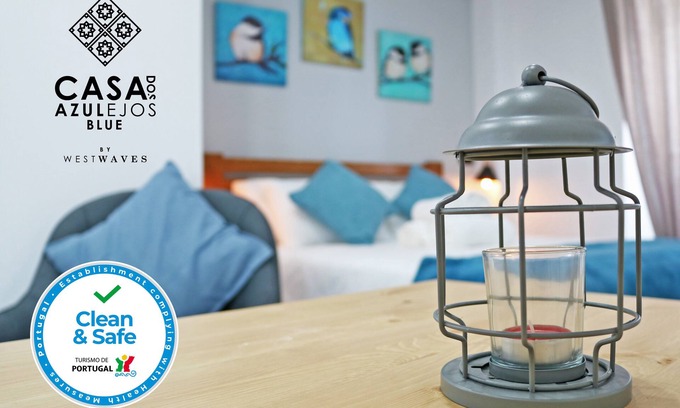 Peniche de Cima House | Historic Center City Apartment "Tile House - Blue" with Spa & Breakfast