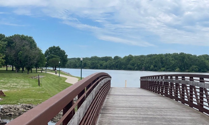 Warsaw House | Historic Lakeside Retreat: Guest Rated 10/10 in Old Town