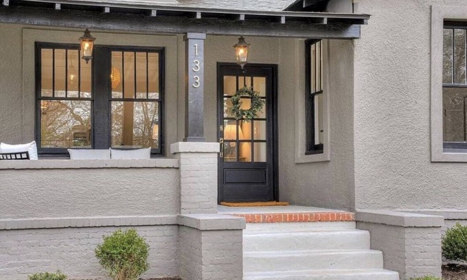 Aiken House | Historic Haven Near Downtown with Family & Pet-Friendly Perks