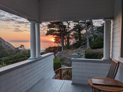 Point Arena House | Pet-Friendly Retreat at Historic Coast Guard House & Cottages