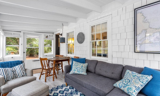 West Chatham Cottage | Historic Cottage on White Pond: Guest Rated 10/10 Stay