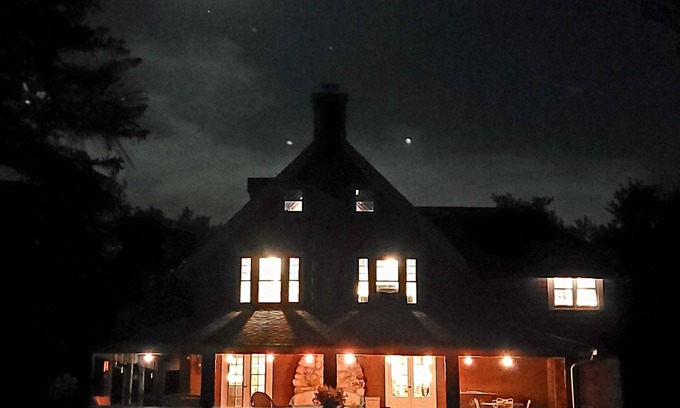 Cragsmoor House | Historic Hudson Valley Mountaintop Getaway with Hot Tub