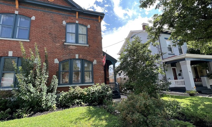 Ludlow House | Discover Historic Downtown Ludlow Townhouse Near Cincinnati