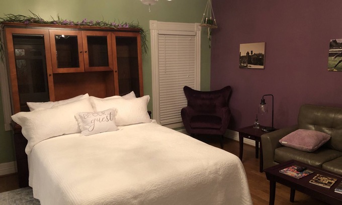 Versailles Apartment | Historic Downtown Morgan Street Apartment - Pet Friendly Stay!