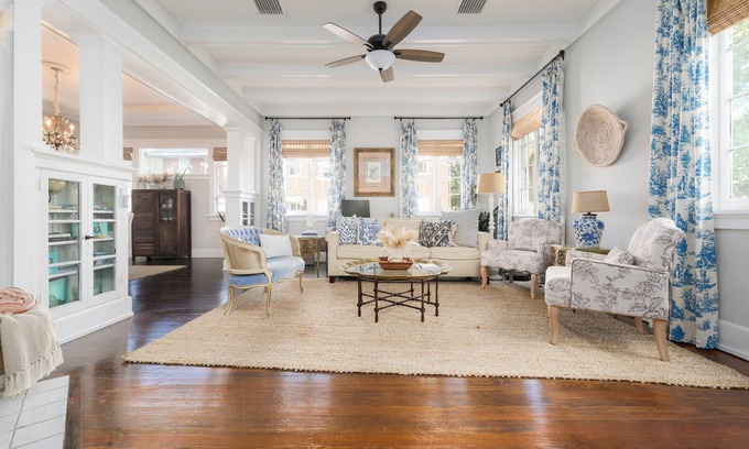 Springfield House | Historic Retreat, Steps from Downtown Jax - Pet Friendly!