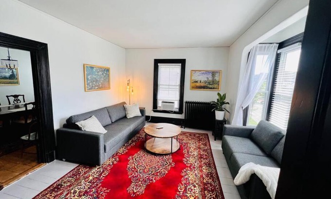 Munjoy Hill Apartment | Historic East End Retreat - Family & Pet Friendly Haven!