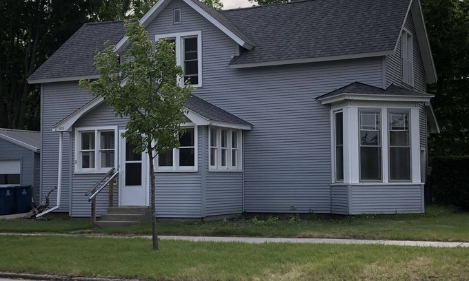 Ludington House | Experience the Historic Emily Filer Home with Ocean Views