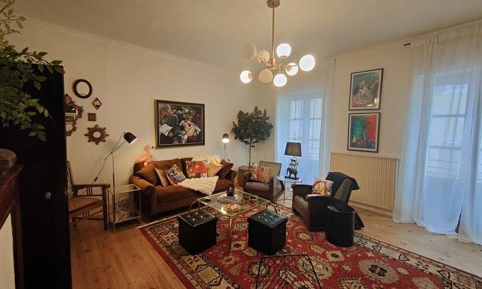 Cahors Old Town Apartment | Charming Historic Apartment in the Heart of Cahors