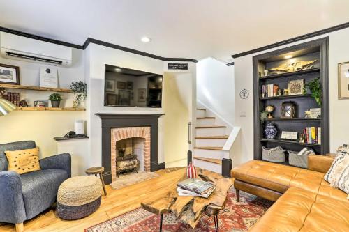 Southwark House | Stunning Historic Home with Garden Steps from Center City