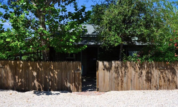 Plymouth House | Historic House Near Wineries with Family-Friendly Amenities