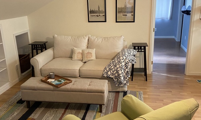Longmont Apartment | Historic Old Town Longmont Carriage House Loft - 10/10 Rated