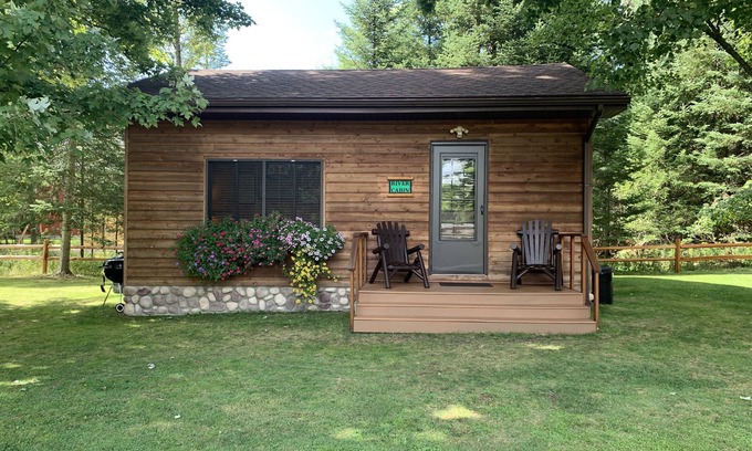 Grayling Cabin | Historic River Cabin on AuSable's Holy Waters - 10/10 Rated