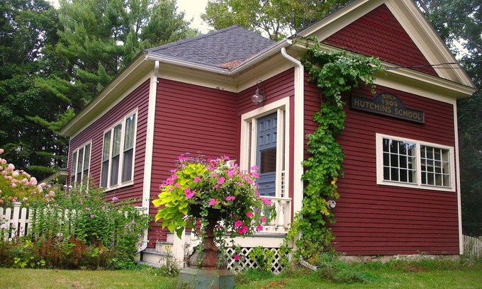Kennebunkport House | Historic Schoolhouse Retreat: Pet-Friendly & Pottery Lessons
