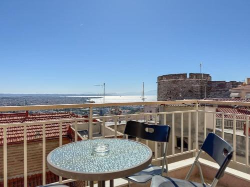 Ano Poli Apartment | Historic Seaview Getaway Near the City Center
