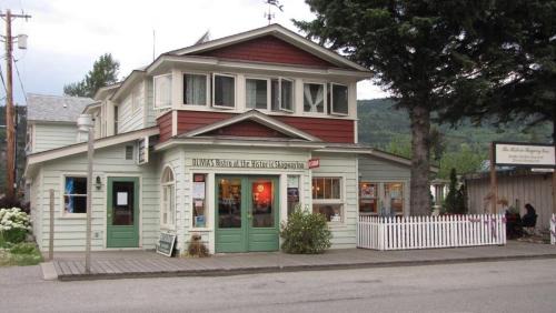 Downtown Skagway Bed & Breakfast | Historic Skagway Inn: Family-Friendly with Great Dining
