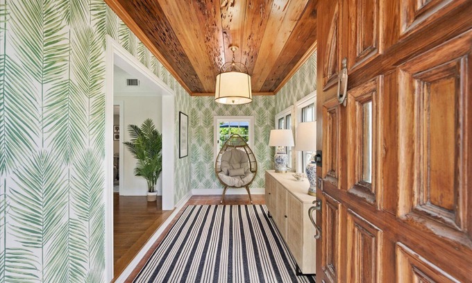 Central Park House | Historic Spanish Mediterranean Oasis with Pool near Downtown