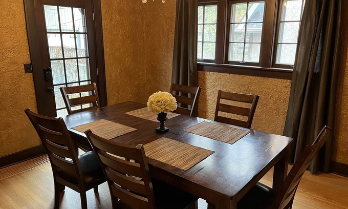 Sioux Falls Hotel | Historic Twin Tudors Inn: Poolside Retreat with Spa Access