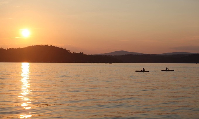 Newport House | Unique Lodge Near Mount Sunapee with Pool & Spa Amenities