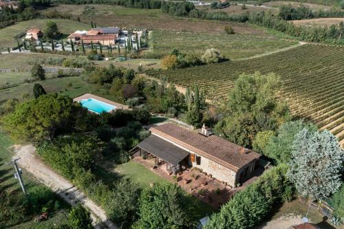 Monteriggioni House | Historic Villa With Pool In The Heart Of Chianti