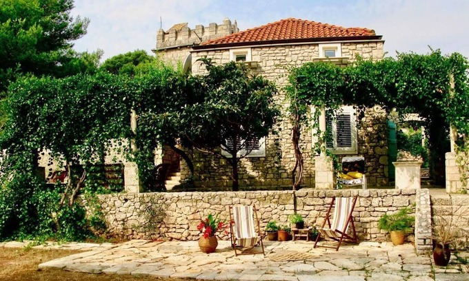 Lumbarda Villa | Historic Villa with Ocean Views and Large Gardens