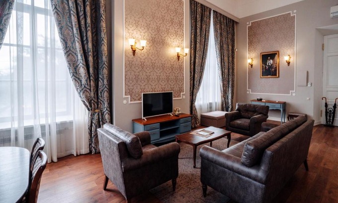 Tula Hotel | Experience Historical Elegance at Dvoryanskoye Sobranie