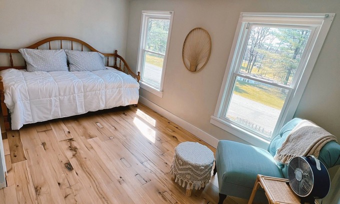 Waupaca House | Charming Historical House Near Chain O' Lakes & Shops